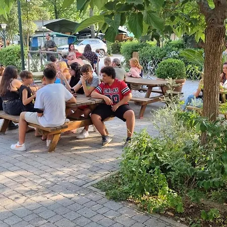 4 Or 6 Persons Toscana Viareggio Bosco Italie *